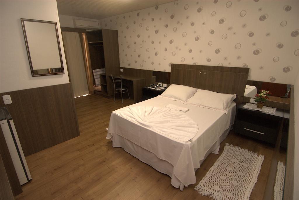 Novo Hotel Tinho Rio do Sul Ruang foto
