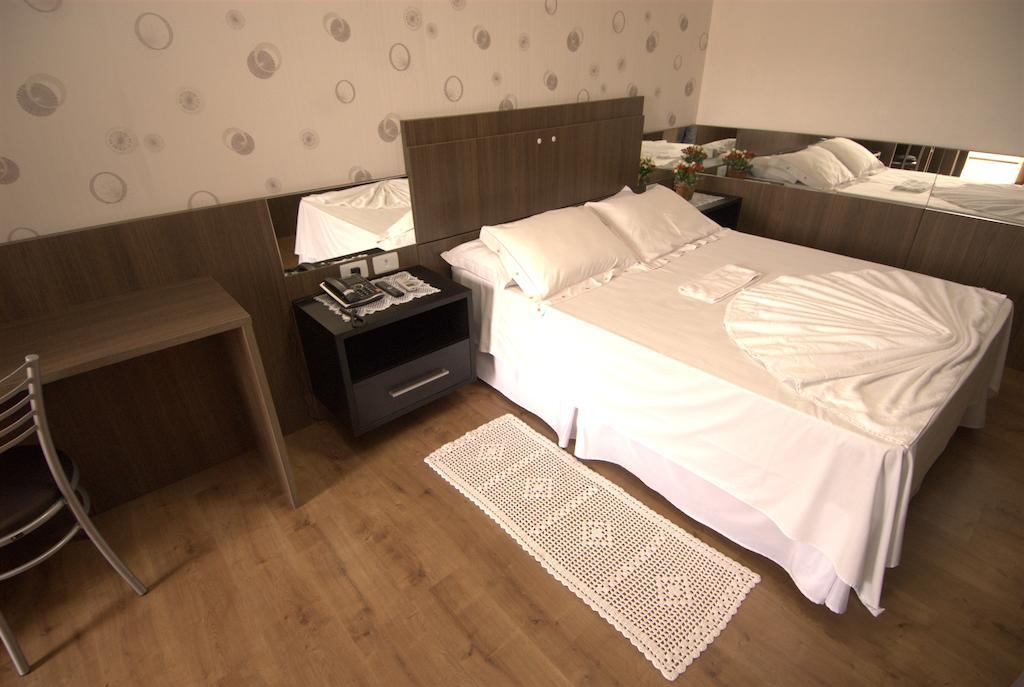 Novo Hotel Tinho Rio do Sul Ruang foto